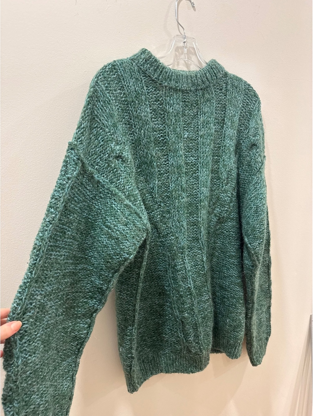 Green Chunky Knit Sweater with Ribbed Detailing, Size Medium